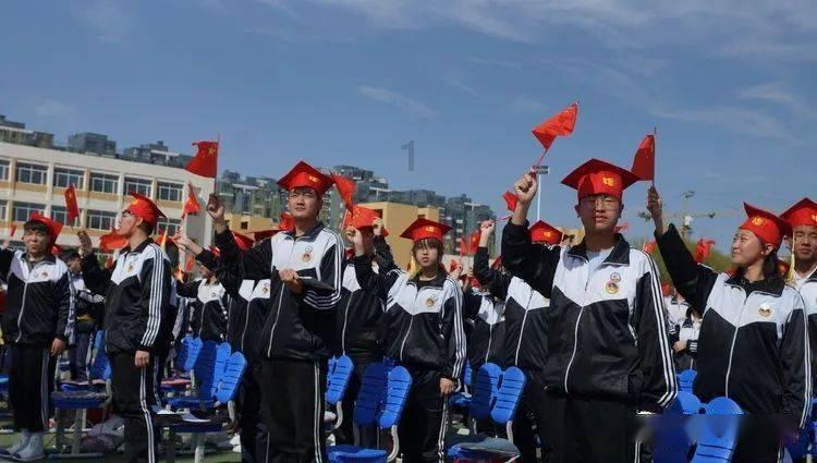 阴暗森林