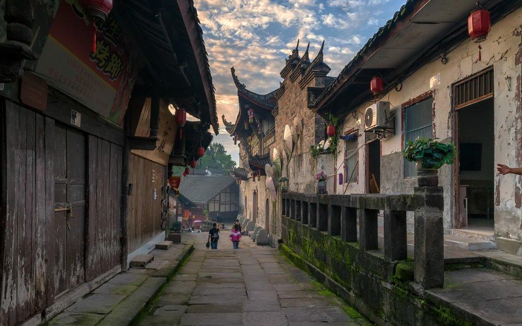 一个长方形的周长是32cm,宽与长的比是3:5,这个长方形的面积是多少 写过程 必采纳- 有问必答平台