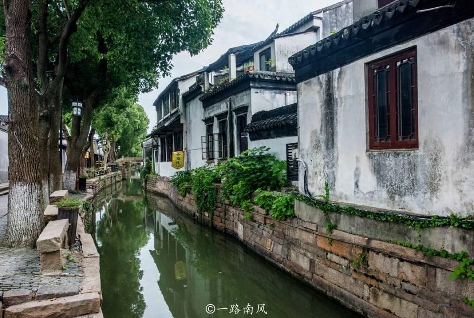 年货经济带动消费热潮——各地节前市场供需两旺